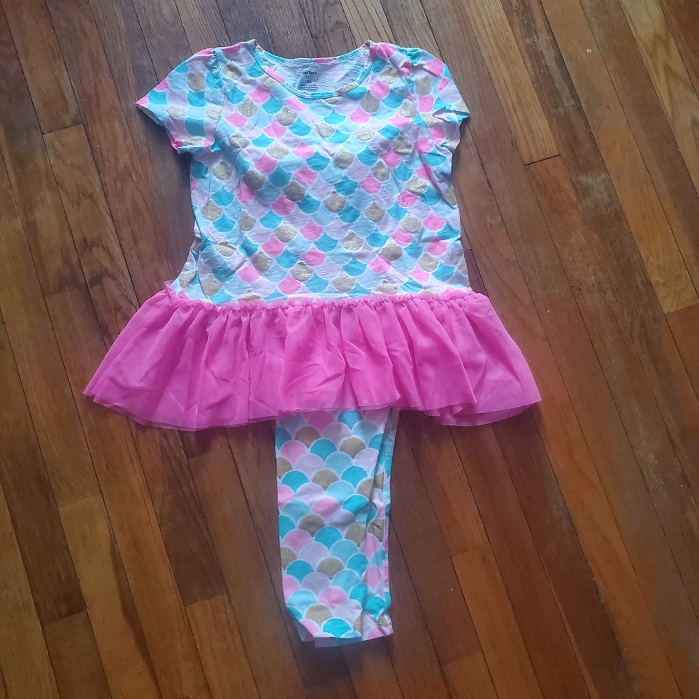 Carter's kids outfit mermaid like design.